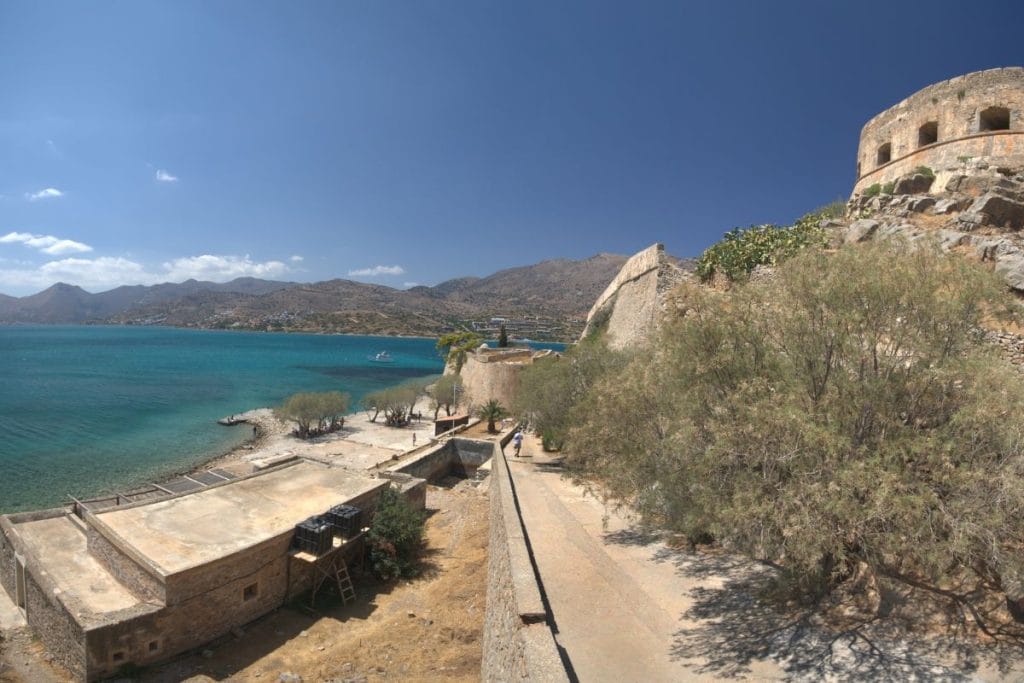 Emmanouil Grammatikakis – Spinalonga settlement and coastal landscape